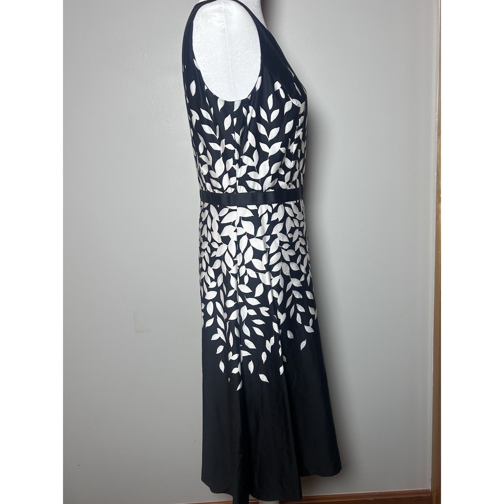 Talbots Dress 6 Black White Leaf Print Fit Flare Cotton Lined Sleeveless Zip - Picture 6 of 11